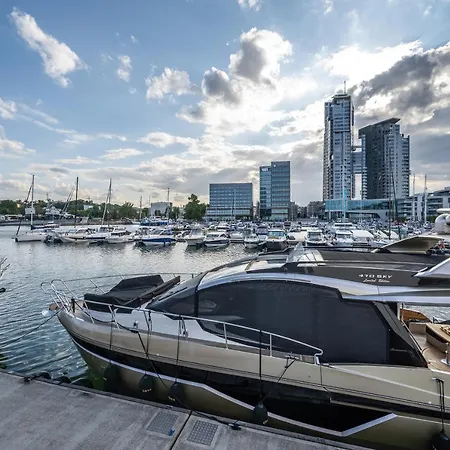 Seatowers Sailor 아파트 그디니아